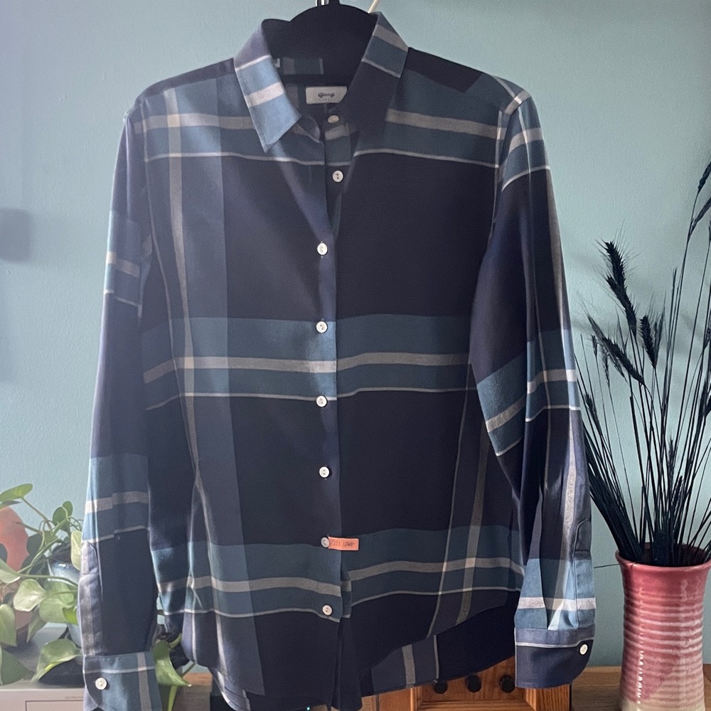 Giangi Napoli women’s blue plaid button down shirt